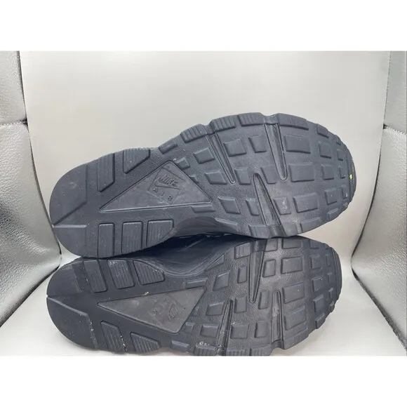 Nike Air Huarache Low Top Mens 8 Triple Black 318429-003 Athletic Gym Training
