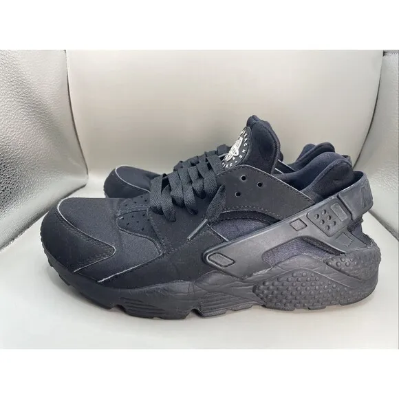 Nike Air Huarache Low Top Mens 8 Triple Black 318429-003 Athletic Gym Training