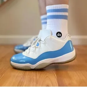 Nike Air Jordan 11 Retro UNC White Blue Sneakers Size 7