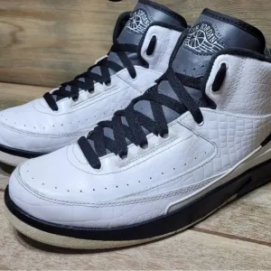 Nike Air Jordan 2 Wing It Retro White and Black 6.5Y Women 8