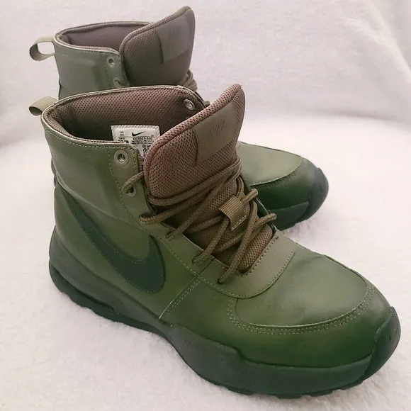 Nike Air Max Goaterra 2.0 GS Boots Green Black DC9515 300 - SIZE 7Y = 8.5 WOMENS