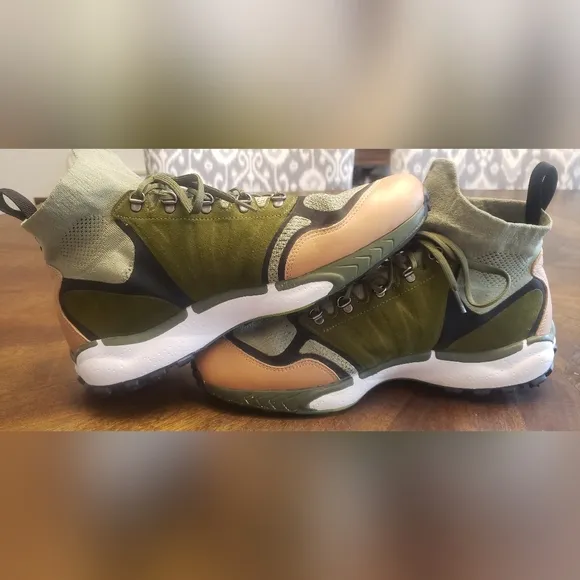 NIKE AIR ZOOM TALARIA MID FLYKNIT PREMIUM  GREEN Mens Shoes Size 12