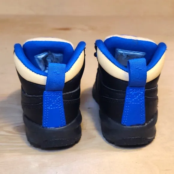 Nike Manoa TD Black Blue Leather Kids Boots BQ5374-003