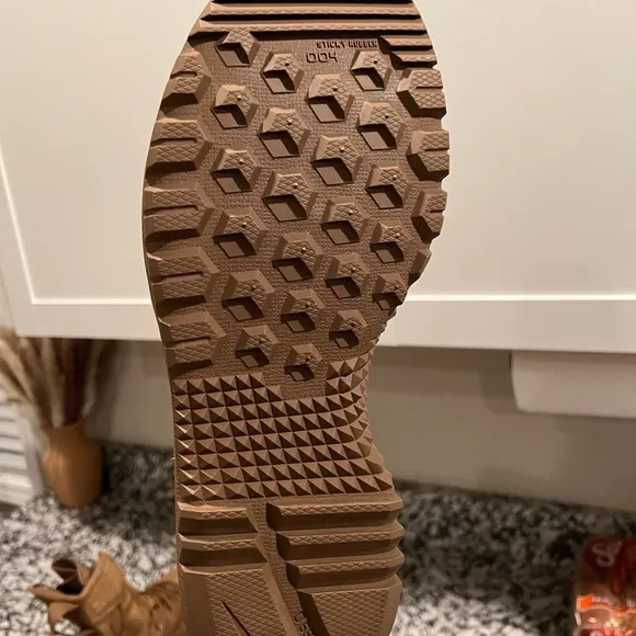 Nike Tan Tactical Boots