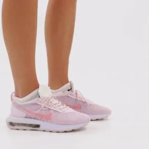 Nike Women's Air Max Flyknit Racer Training Soft Pink Athletic Shoes Size 8 NWOB