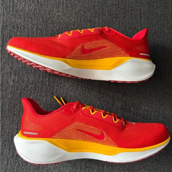 NIKE X NFL AIR ZOOM PEGASUS 41 “KANSAS CITY CHIEFS” SIZE 11.5