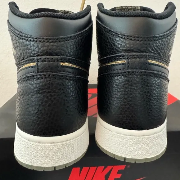 Nike youth size 7 - Black and Gold Jordan 1 - LA all star game