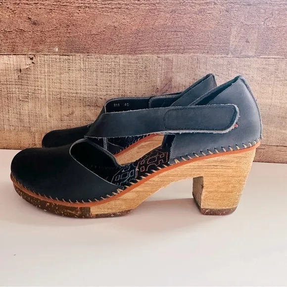 NWOT Art Amsterdam 301 Lucky Girl Leather Clogs