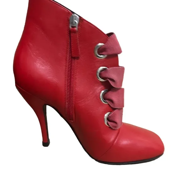 NWOT- ERMANNO SCERVINO WOMAN ANKLE BOOTS RED SIZE 6.5 SOFT LEATHER
