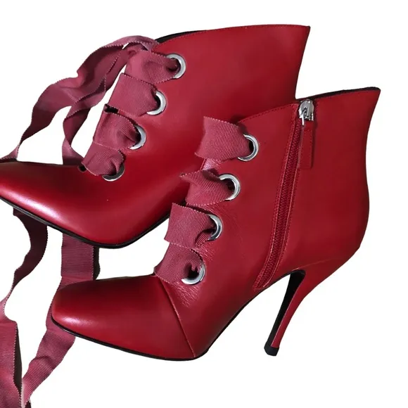 NWOT- ERMANNO SCERVINO WOMAN ANKLE BOOTS RED SIZE 6.5 SOFT LEATHER