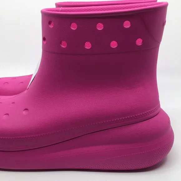 NWT Crocs Classic Crush Rain Boots Shoes Pink men’s 10 women’s 12