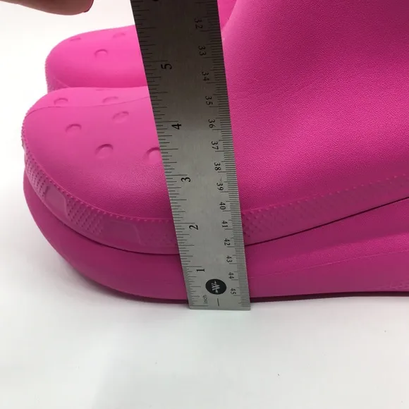 NWT Crocs Classic Crush Rain Boots Shoes Pink men’s 10 women’s 12