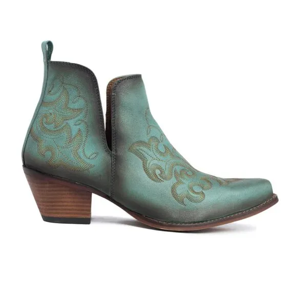 NWT Leather Western Embroidered Booties Boots