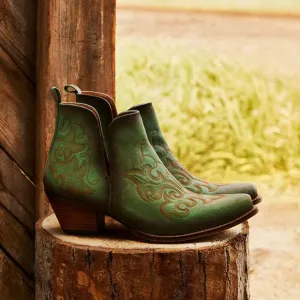 NWT Leather Western Embroidered Booties Boots