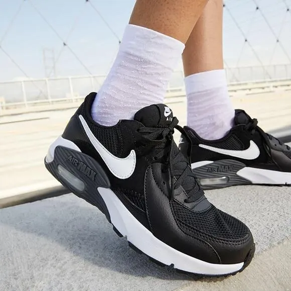 NWT NIKE Women's Gymnastics Shoes, Black-Size 10