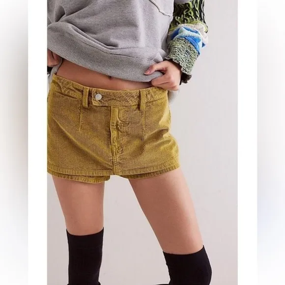 NWT We The Free Gala-Vanting Cord Low Rise Mini Skort Yellow Green Size 30