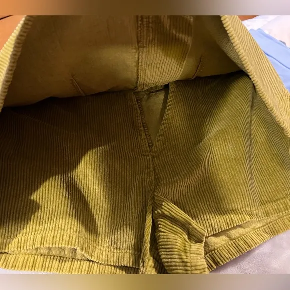 NWT We The Free Gala-Vanting Cord Low Rise Mini Skort Yellow Green Size 30