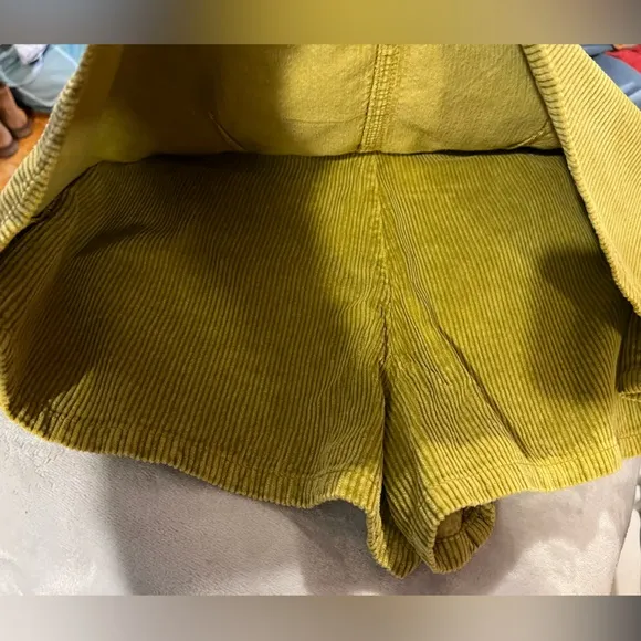 NWT We The Free Gala-Vanting Cord Low Rise Mini Skort Yellow Green Size 30