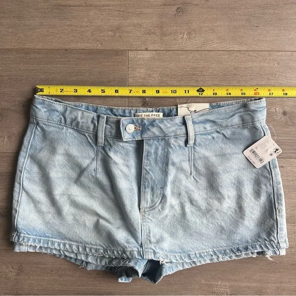 NWT We The Free/Free People Galivanting Low Rise Mini Skort - size 29