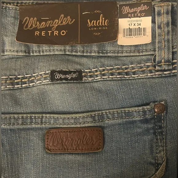 NWT WRANGLER Retro Sadie Low-rise Size 17x34