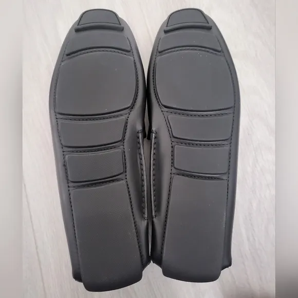 NWT/NIB Bally Men's Black Loafers Men's size 9.