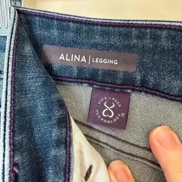 NYDJ Alina Legging 2P. Never worn!