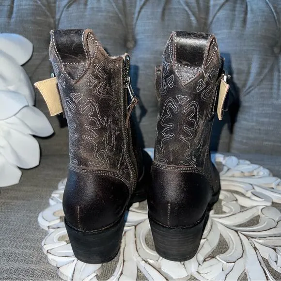 Olukai Buckle Boots Heels Shoes Women’s 6.5