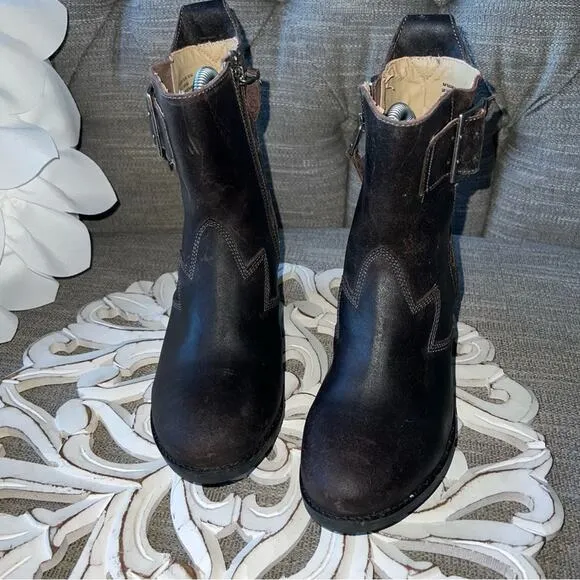 Olukai Buckle Boots Heels Shoes Women’s 6.5