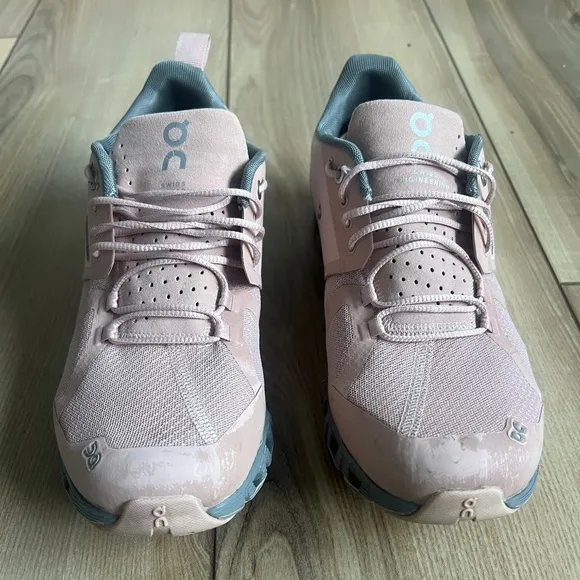 ON Cloud Waterproof Low-Top Running Sneakers