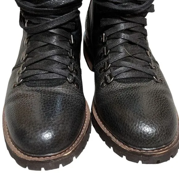 Penguin black leather lace up chukka round toe ankle boots logo  men's size 8