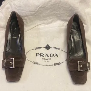 Prada suede adorable loafers small heel