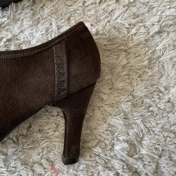 Prada Women’s Boots Brown Suede Zip-Up High Heeled Ankle Shoes Size 8.5