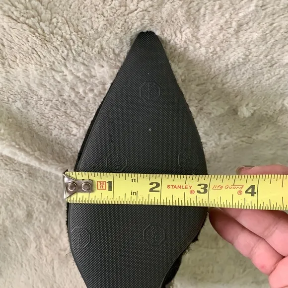 👑✅PRICE FIRM✅NO OFFERS SUPER SALE!! 👑AUTHENTIC Burberry Wedge Fur Ankle Boots.
