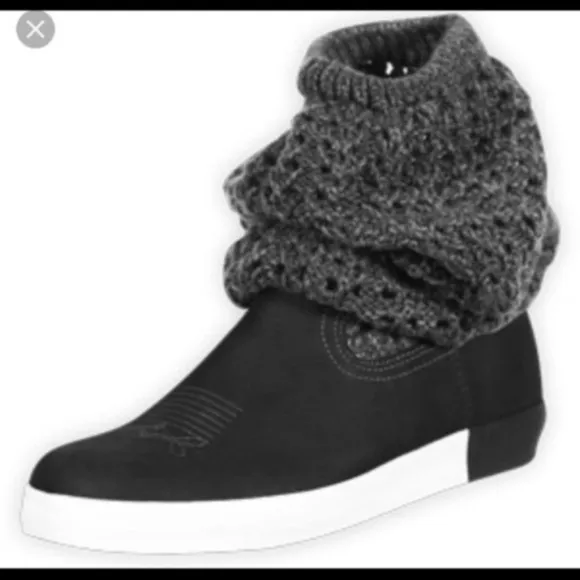 PUMA Leg Warmer Boots Slip Ons