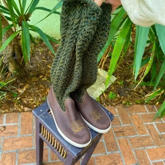 PUMA Leg Warmer Boots Slip Ons