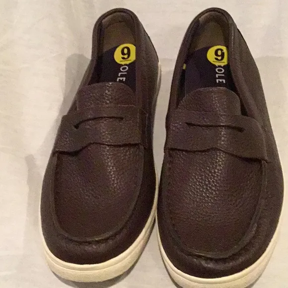 Q) Men’s Cole Haan , Brand New Shoes