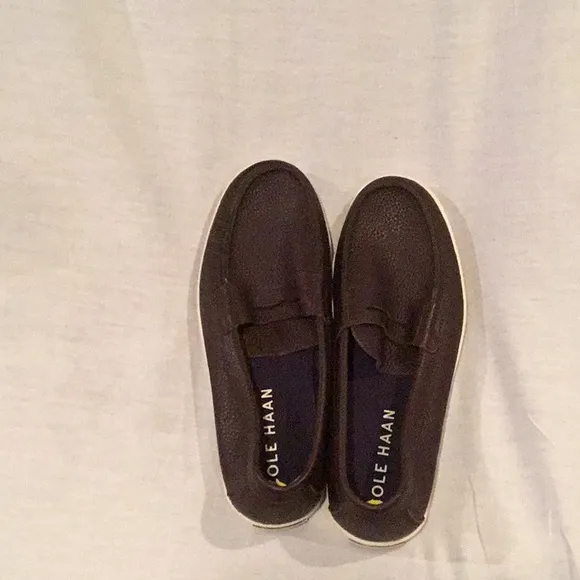 Q) Men’s Cole Haan , Brand New Shoes