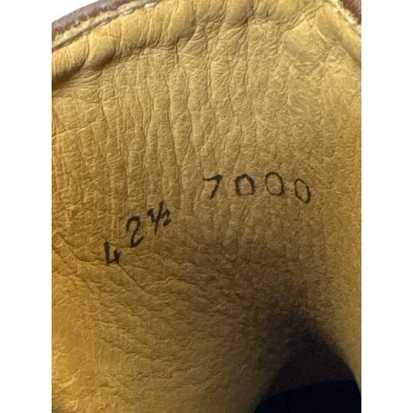 Qüero handmade Spanish Chelsea leather brown boots size 9