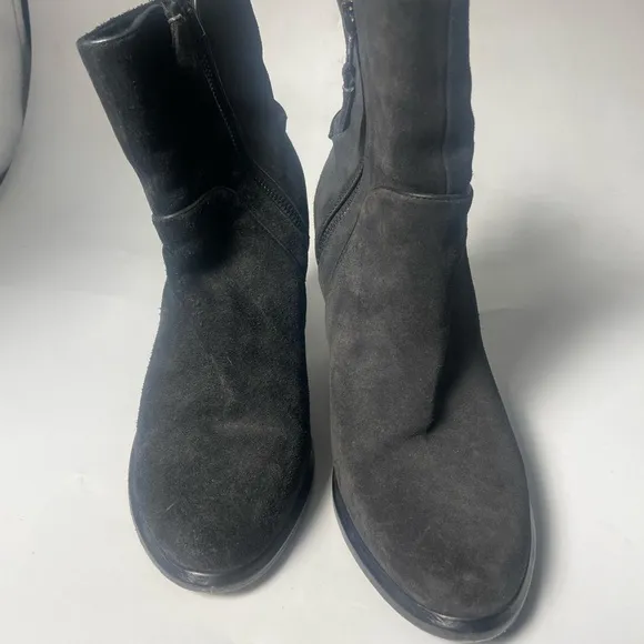 Rag and Bone Grayson Black Suede Ankle Boots size 9