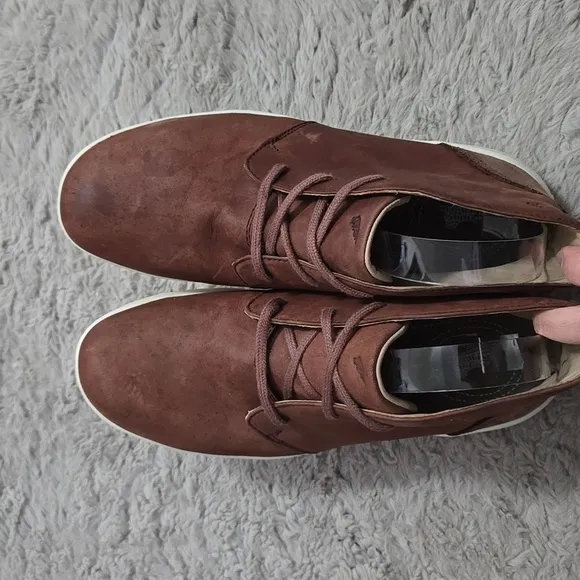 Red Wing Cross Lite women's safety toe chukka work boots
