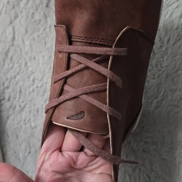 Red Wing Cross Lite women's safety toe chukka work boots