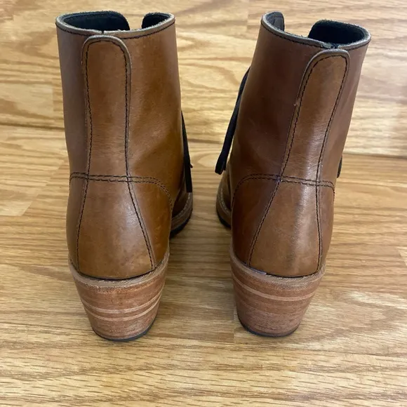 Red Wing Heritage Clara 3406 Heeled Boots Amber Harness Brown Leather Womens 8