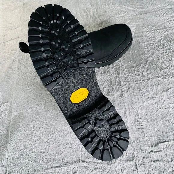 REDHEAD MEN'S BOOTS SERIES 61 ROMEO BLACK 10M NEW IN BOX VIBRAM OUTSOLES 3990540