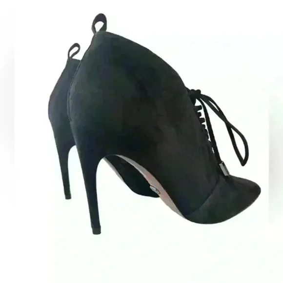 Reiss Suede Lace Up Boots Black Size 7.5 US, 38 EU Heel‎ 4” Booties with Box