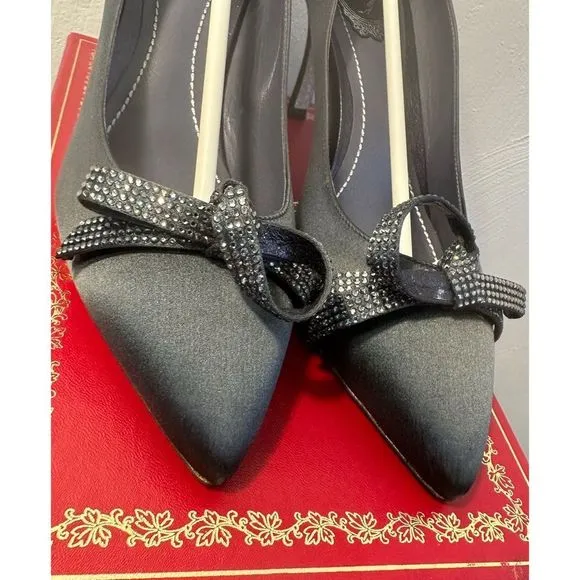 Rene Caovilla Women's Grigio Embellished Bow Satin Pump - Size 41