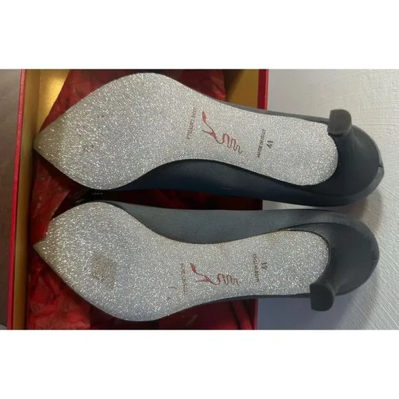 Rene Caovilla Women's Grigio Embellished Bow Satin Pump - Size 41