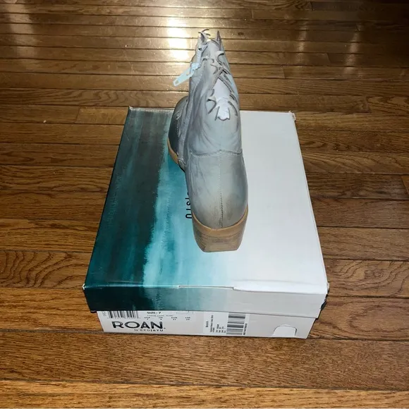 ROAN by Bed Stu Diabolical Ankle Boots Leather Alkaline Gray Women’s Size 7