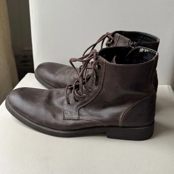 Robert Wayne Brown Leather Ankle Boots
