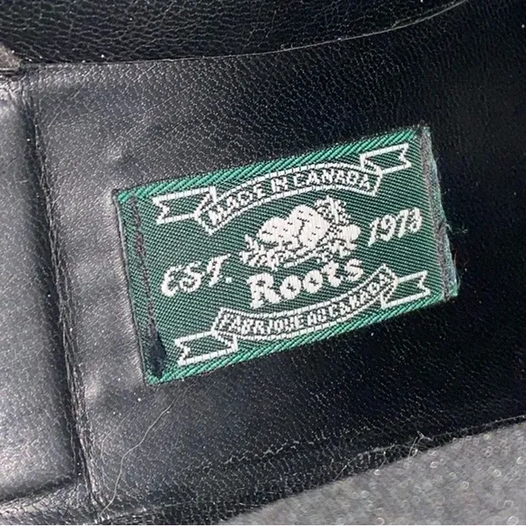 Roots Black Leather Ankle Boots Made in Canada sz 6.5 - Like a Mew