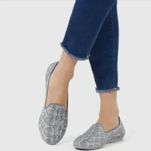 Rothy's Loafers Shoes Snakeskin Python Grey White 9